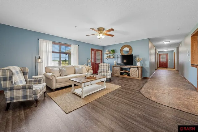 $569,900 | 2203 Rolling Green Lane, North Mankato, MN 56003