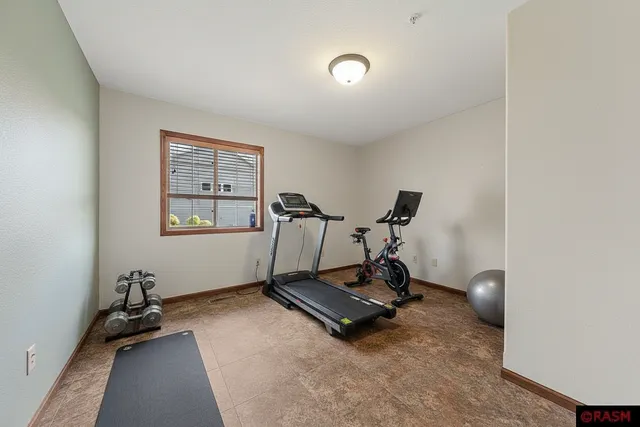 $569,900 | 2203 Rolling Green Lane, North Mankato, MN 56003