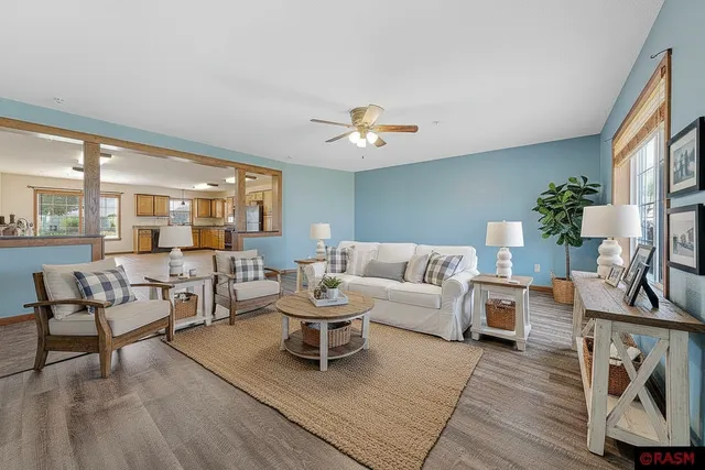 $569,900 | 2203 Rolling Green Lane, North Mankato, MN 56003