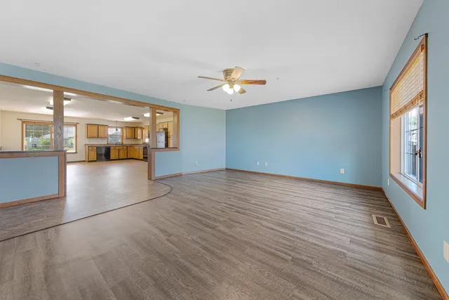 $569,900 | 2203 Rolling Green Lane, North Mankato, MN 56003