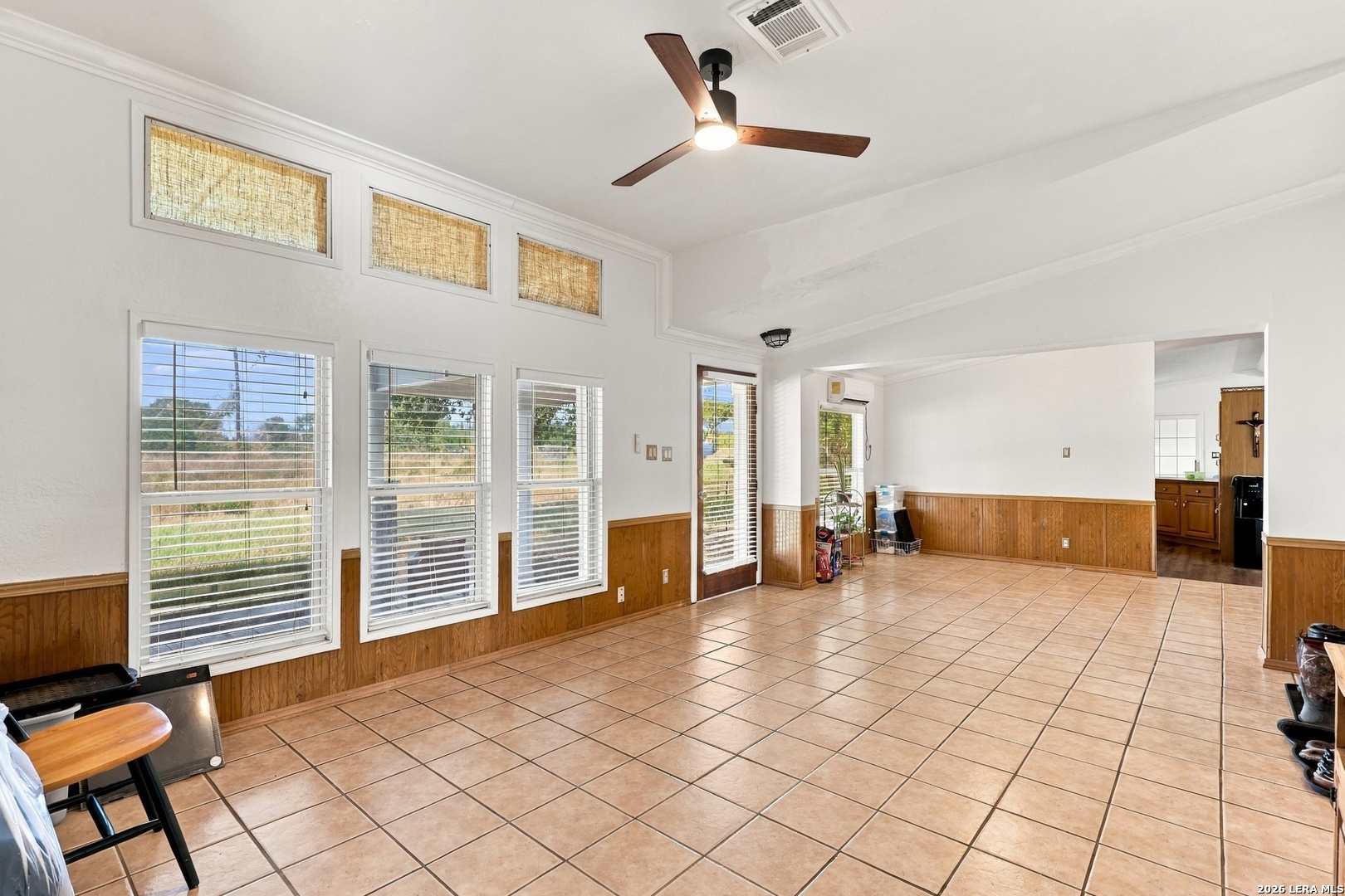 25840 Mathis Road Elmendorf, TX 78112 - Photo 9 of 56 Gallery Image 9