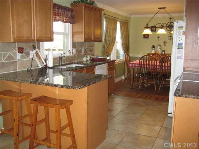 1333 Braeburn Road Charlotte, NC 28211 - Photo 3 of 15 Gallery Image 3