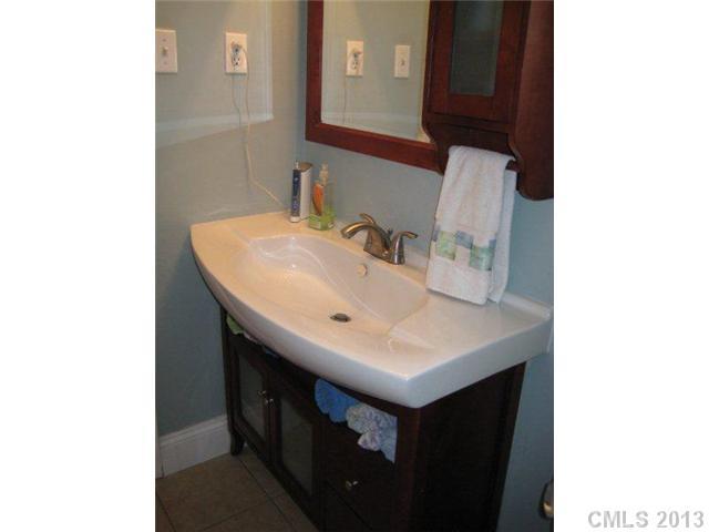 1333 Braeburn Road Charlotte, NC 28211 - Photo 8 of 15 Gallery Image 8
