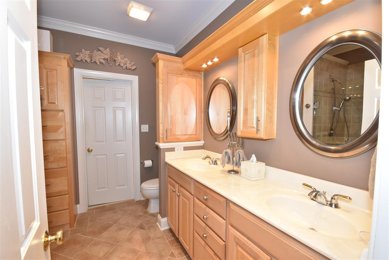 7403 Fontana Ridge Lane Raleigh, NC 27613 - Photo 16 of 30 Master Bathroom