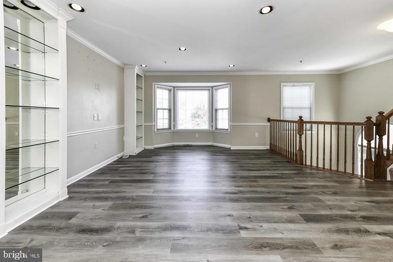 2 Parker Farm Court Silver Spring, MD 20906 - Photo 3 of 34