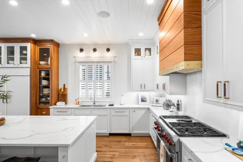 $9,995,000 | 11501 Paradise Drive, Stone Harbor, NJ 08247