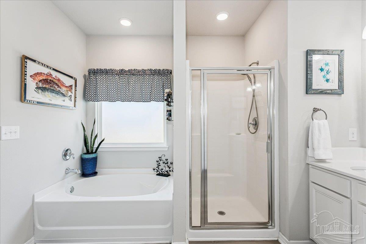 972 Jacobs Way Cantonment, FL 32533 - Photo 17 of 36