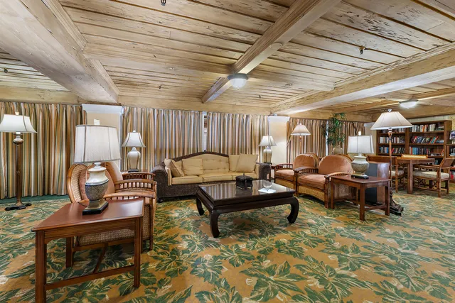 $5,200 | 235 Sunrise Avenue, Unit 1109, Palm Beach, FL 33480