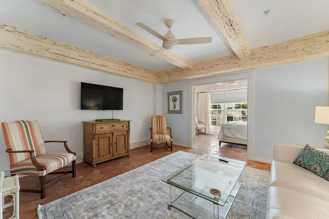 $5,200 | 235 Sunrise Avenue, Unit 1109, Palm Beach, FL 33480