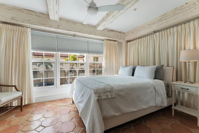 $5,200 | 235 Sunrise Avenue, Unit 1109, Palm Beach, FL 33480