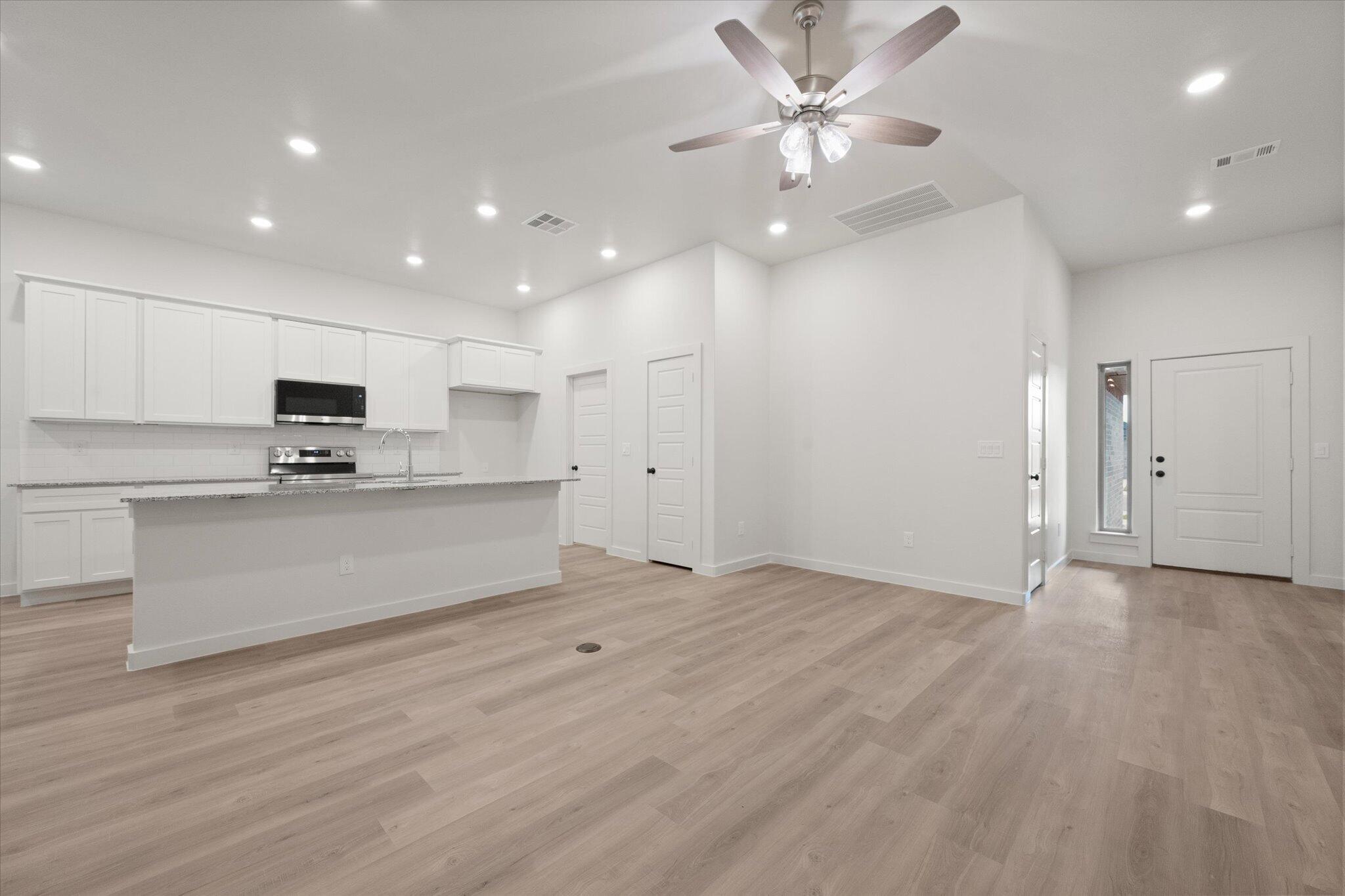 15415 Fulton Avenue Lubbock, TX 79424 - Photo 8 of 25 09-15415 Fulton_0084