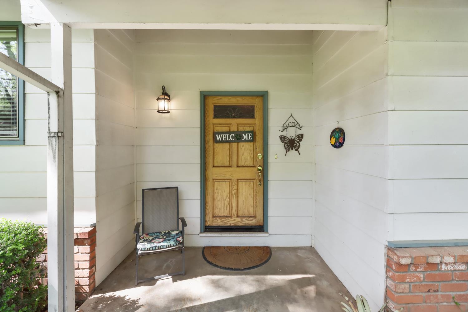 1635 Country Club Drive Placerville, CA 95667 - Photo 4 of 58 a view of an entryway