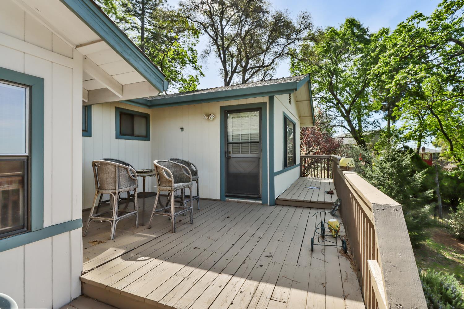 1635 Country Club Drive Placerville, CA 95667 - Photo 42 of 58 a deck view with a seating space
