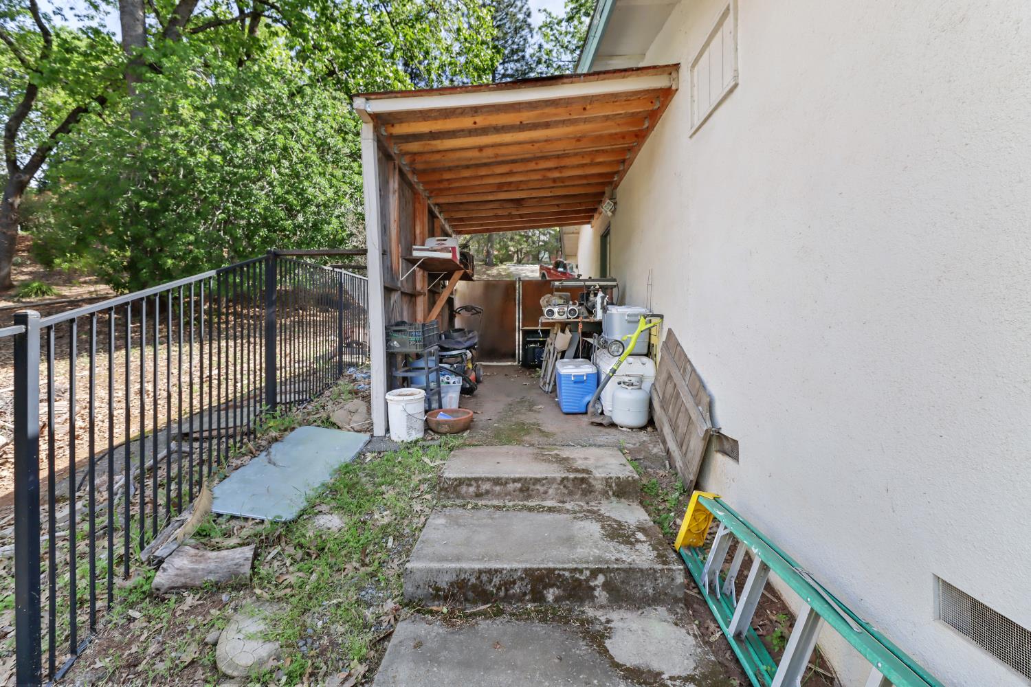 1635 Country Club Drive Placerville, CA 95667 - Photo 57 of 58 a view of entryway with patio