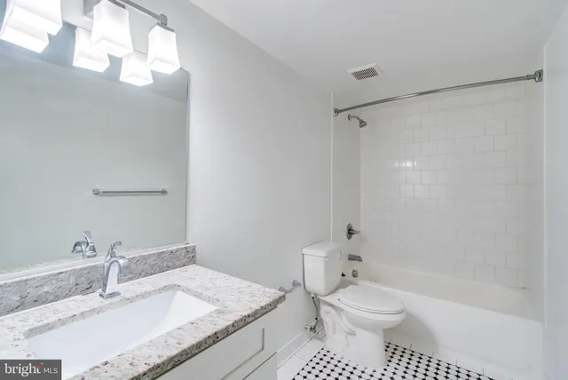 $1,600 | 3625 16th Street Northwest, Unit B1, Washington, DC 20010