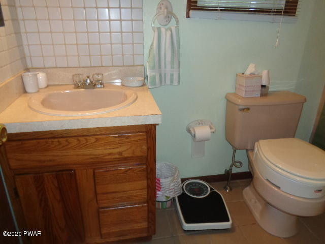7 Roamingwood Road Lake Ariel, PA 18436 - Photo 5 of 15