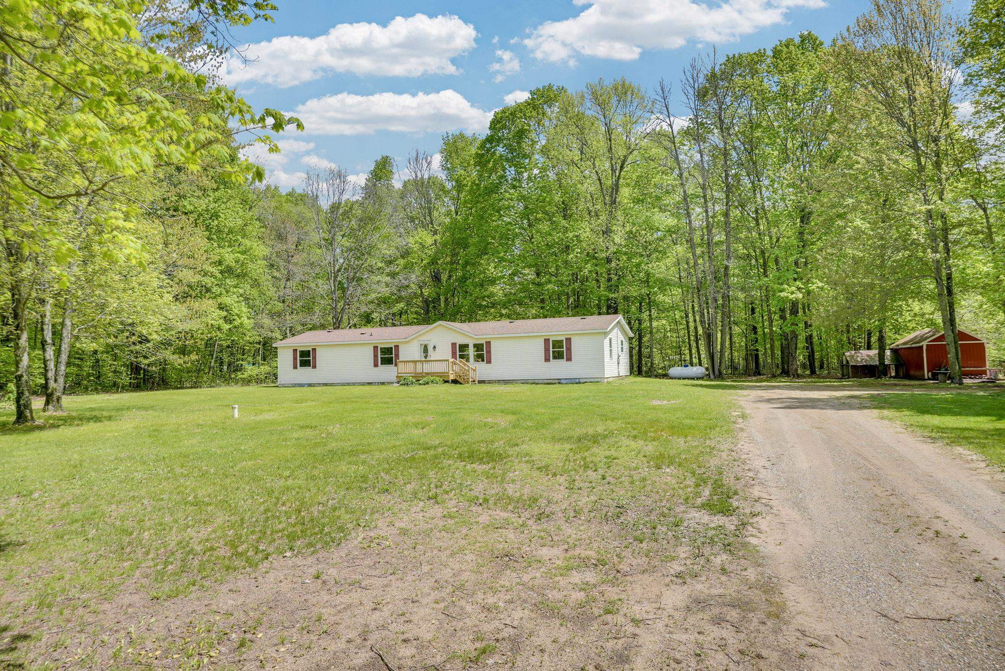 3902 North 3 1/2 Road Mesick, MI 49668 - Photo 36 of 36
