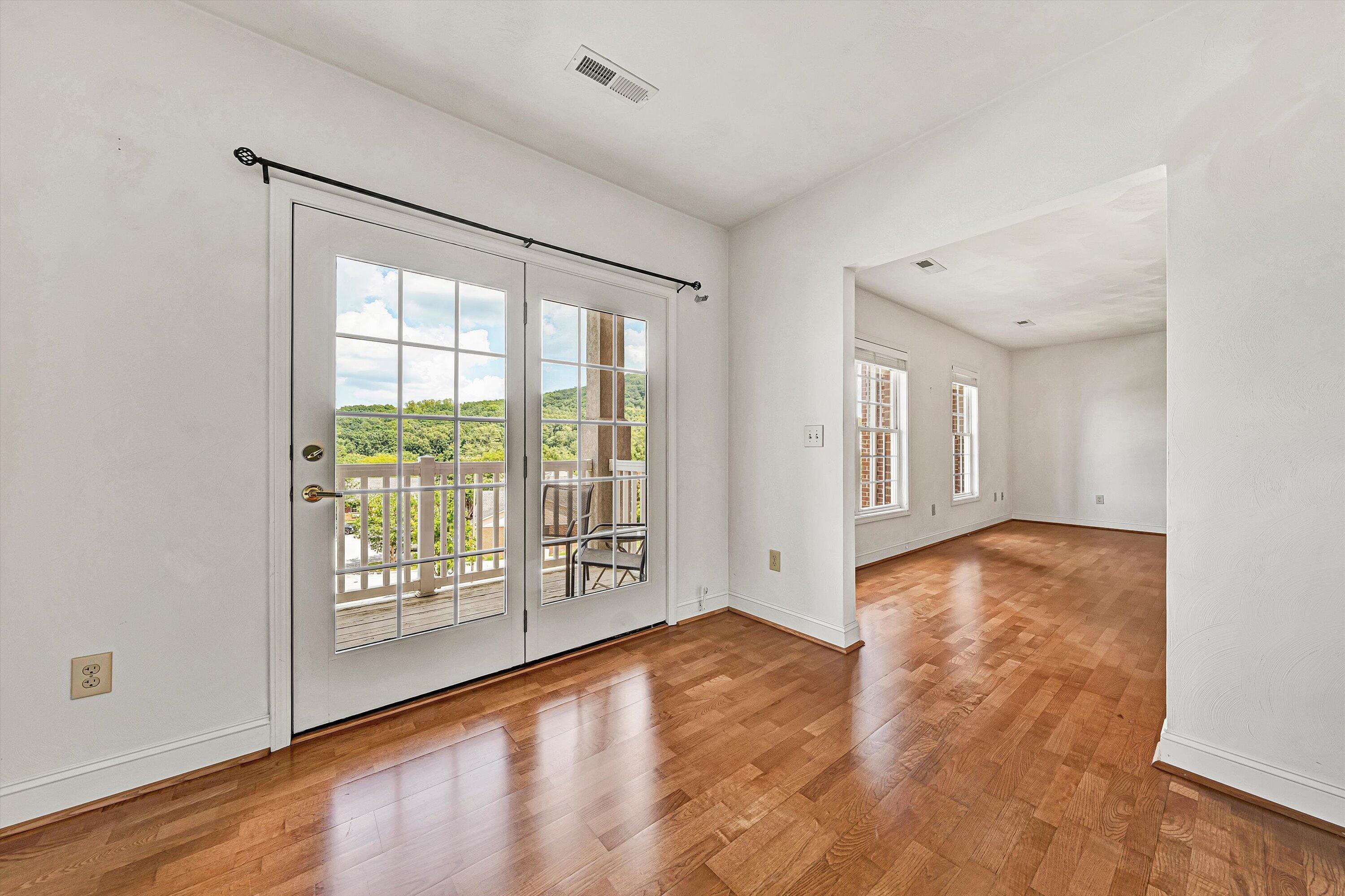 4444 Pheasant Ridge Road, Unit 305 Roanoke, VA 24014 - Photo 22 of 33 22-DSC00298