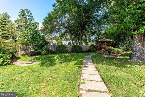 $199,999 | 3355 University Boulevard West, Unit 108, Kensington, MD 20895