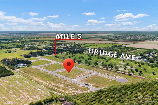 a view of a basketball court