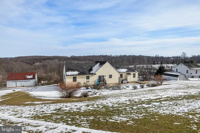 $419,922 | 12270 High Point Road, Felton, PA 17322