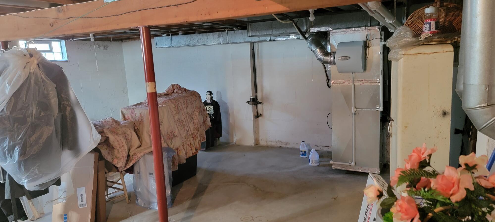 6105 Sandgate Road Columbus, OH 43229 - Photo 23 of 28 Full Basement