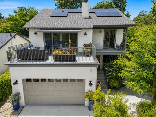 $1,870,000 | 309 South Signal Street, Ojai, CA 93023