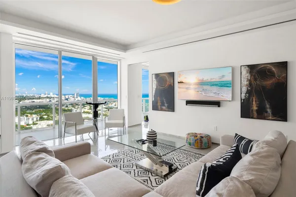 $15,000 | 450 Alton Road, Unit PH4104, Miami Beach, FL 33139