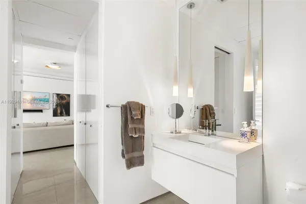 $15,000 | 450 Alton Road, Unit PH4104, Miami Beach, FL 33139