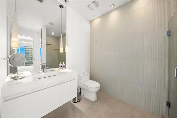 $15,000 | 450 Alton Road, Unit PH4104, Miami Beach, FL 33139