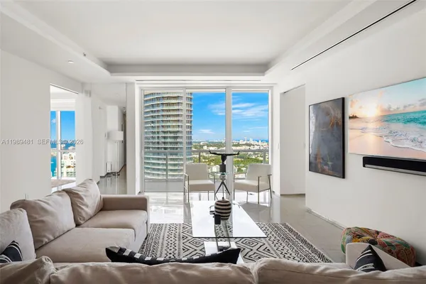 $15,000 | 450 Alton Road, Unit PH4104, Miami Beach, FL 33139
