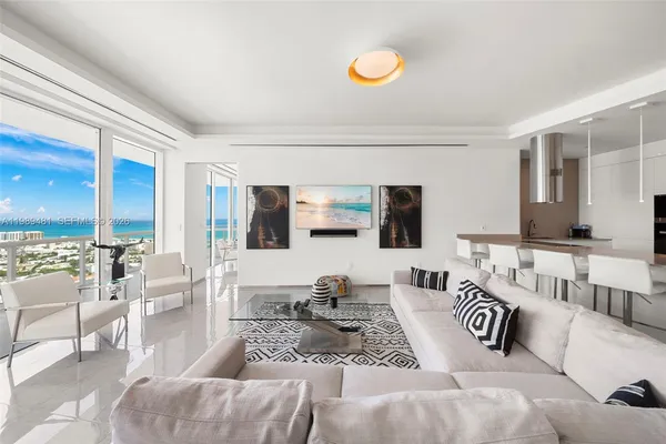 $15,000 | 450 Alton Road, Unit PH4104, Miami Beach, FL 33139