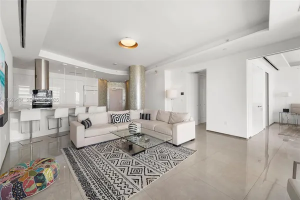 $15,000 | 450 Alton Road, Unit PH4104, Miami Beach, FL 33139