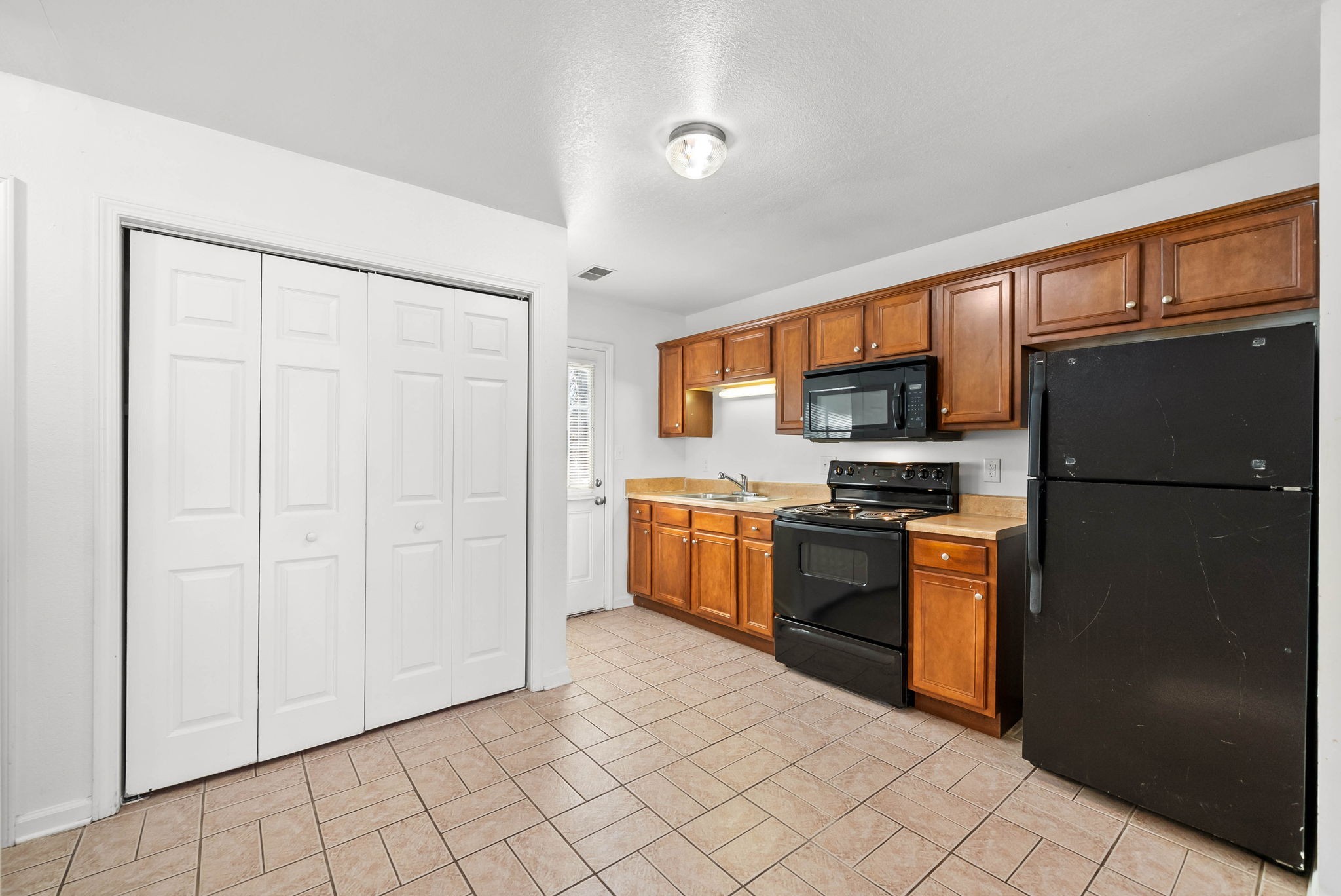 535 Lafayette Road, Unit F Clarksville, TN 37042 - Photo 7 of 26