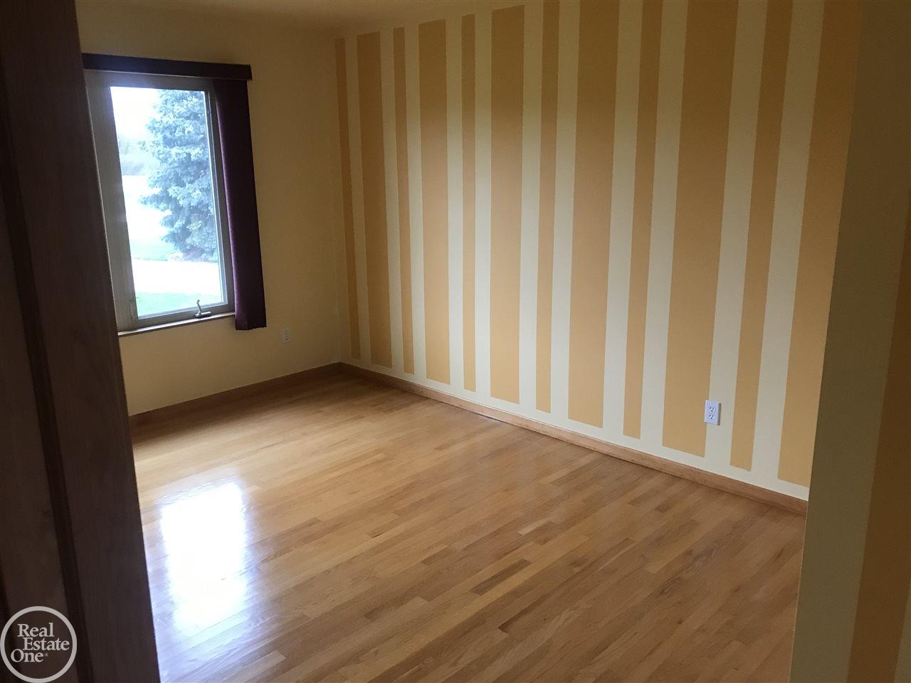 43150 Little Road Clinton Township, MI 48036 - Photo 10 of 17