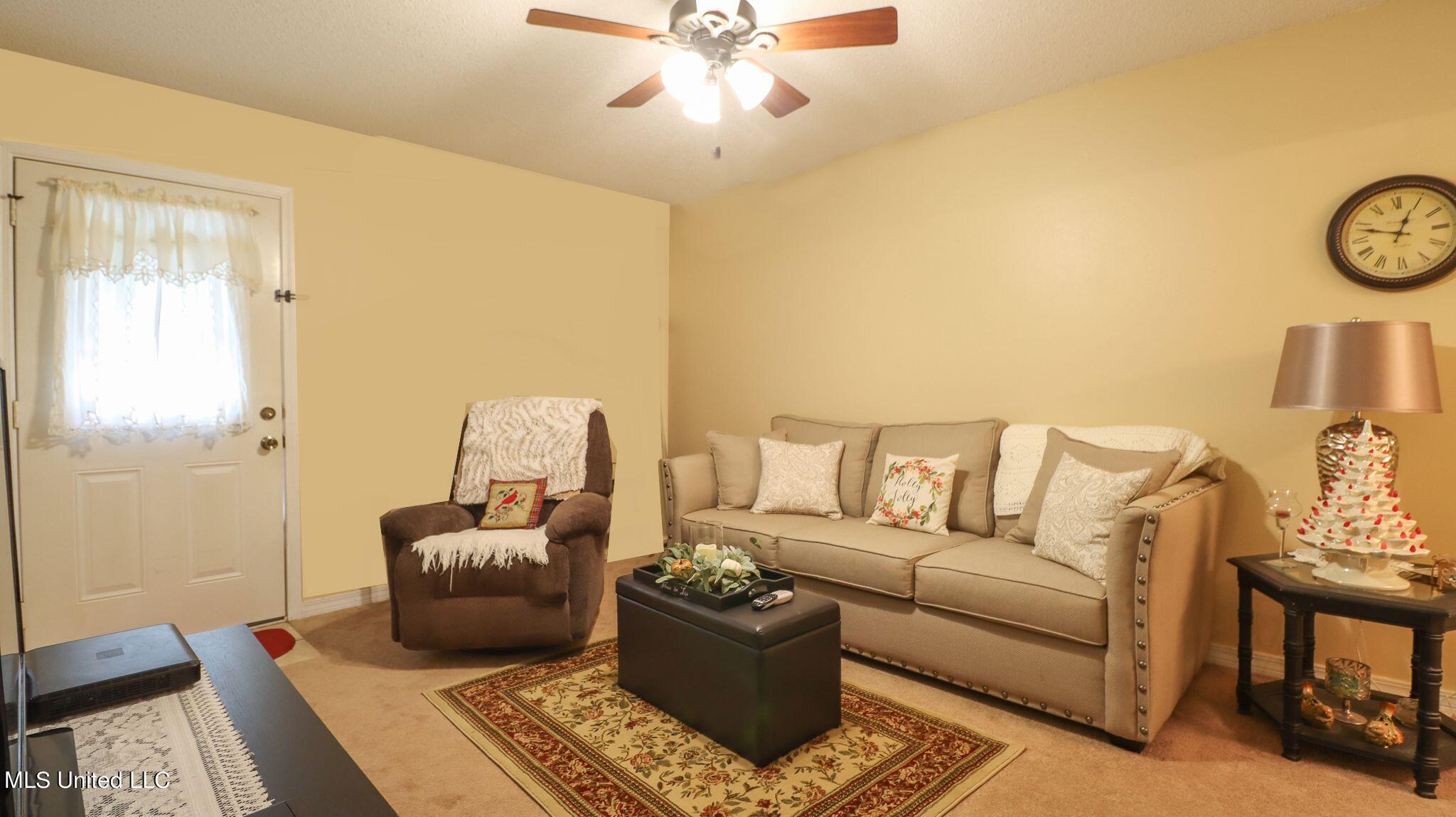 385 Nelson Road Biloxi, MS 39531 - Photo 14 of 17 nelson bedroom 3