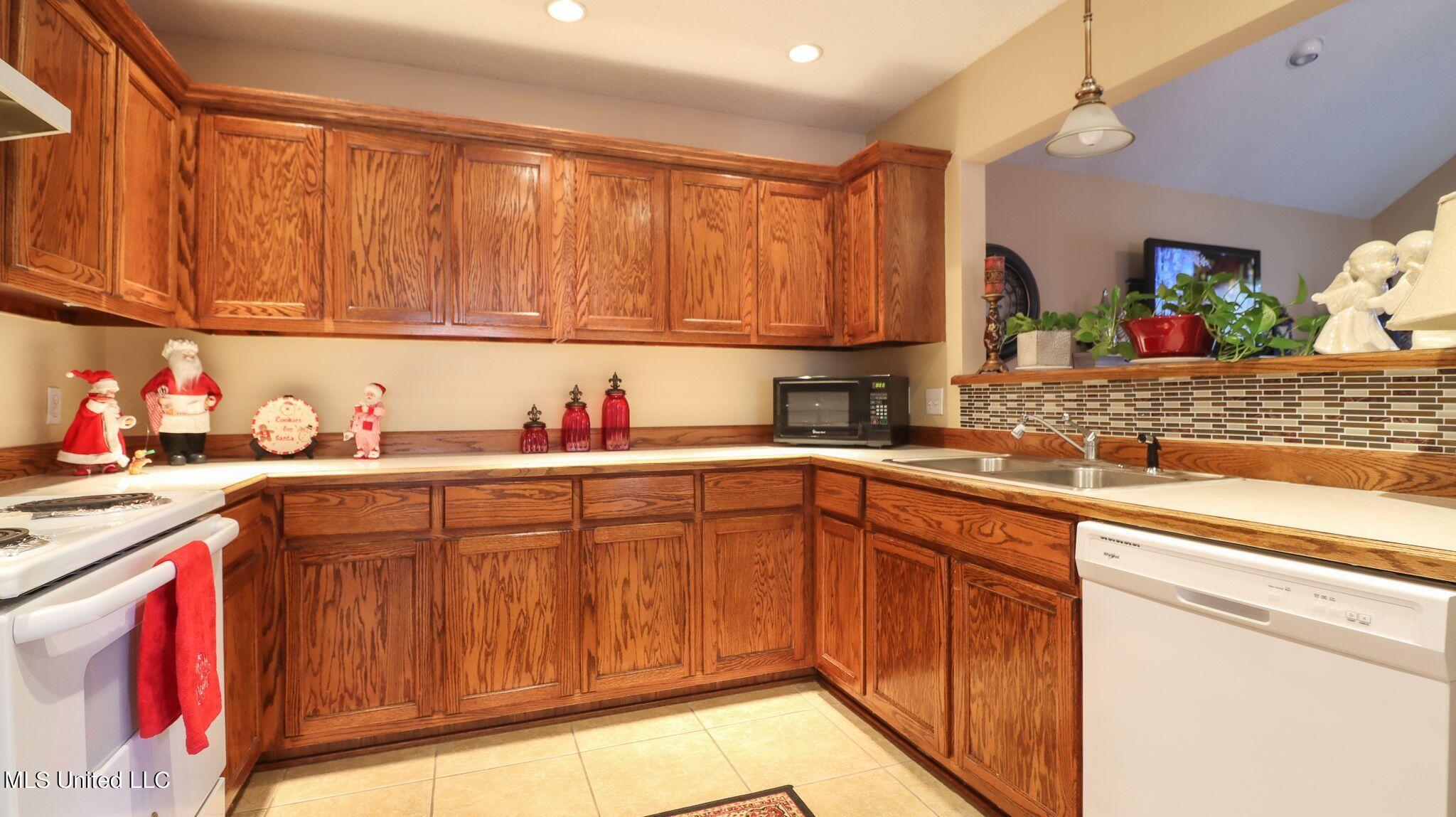 nelson kitchen 2