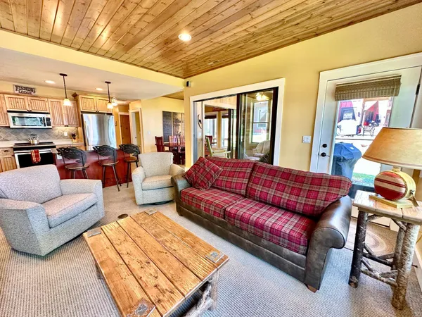 $165,000 | 6946 Beach View Lane Northwest, Unit 2102, Walker, MN 56484