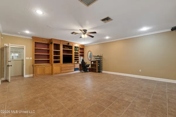 $699,500 | 87 Fair Lake Drive, Hattiesburg, MS 39402
