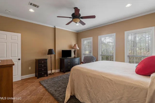 $725,000 | 87 Fair Lake Drive, Hattiesburg, MS 39402