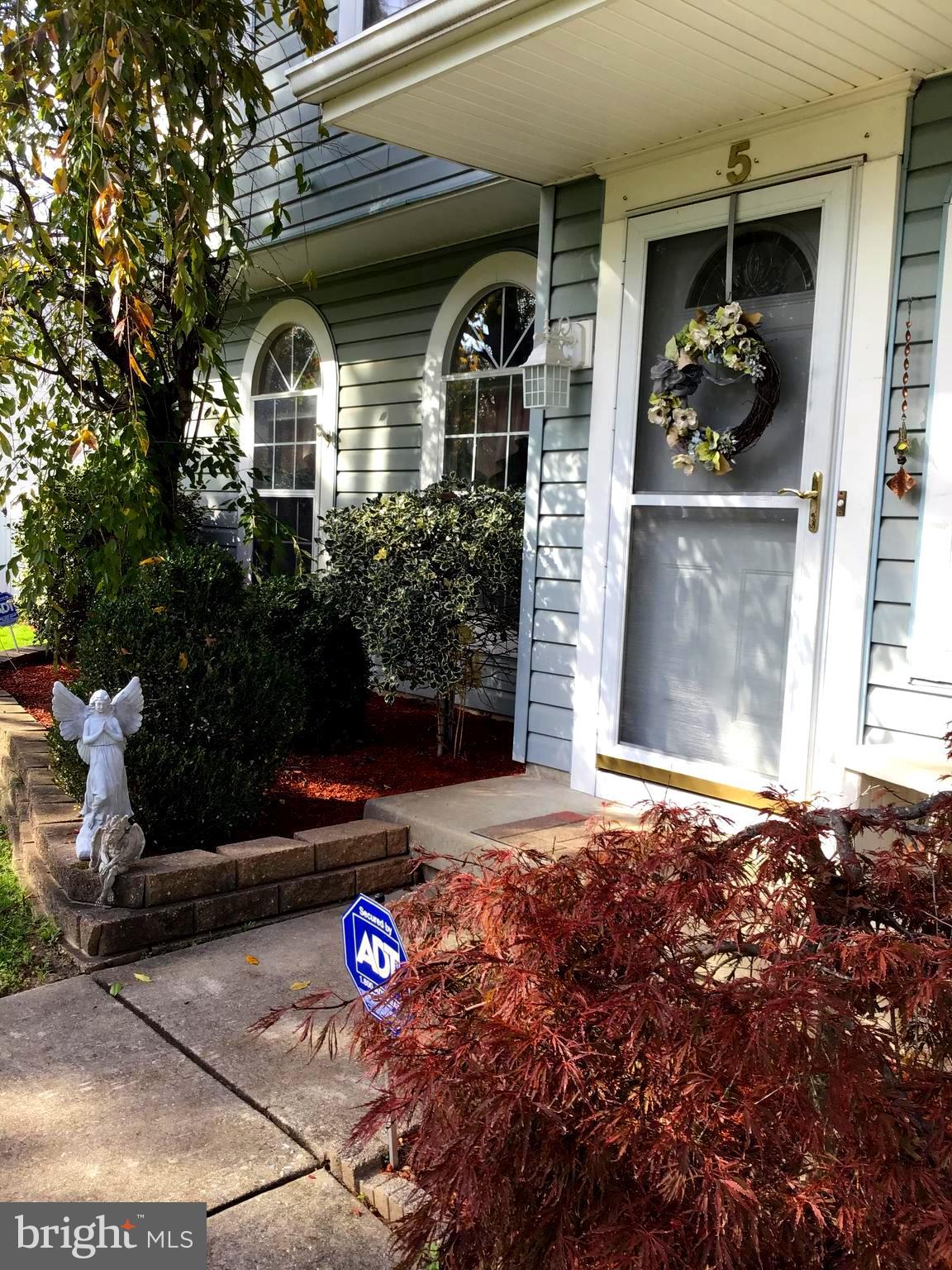 5 Vail Road Sicklerville, NJ 08081 - Photo 2 of 33 Come on in!