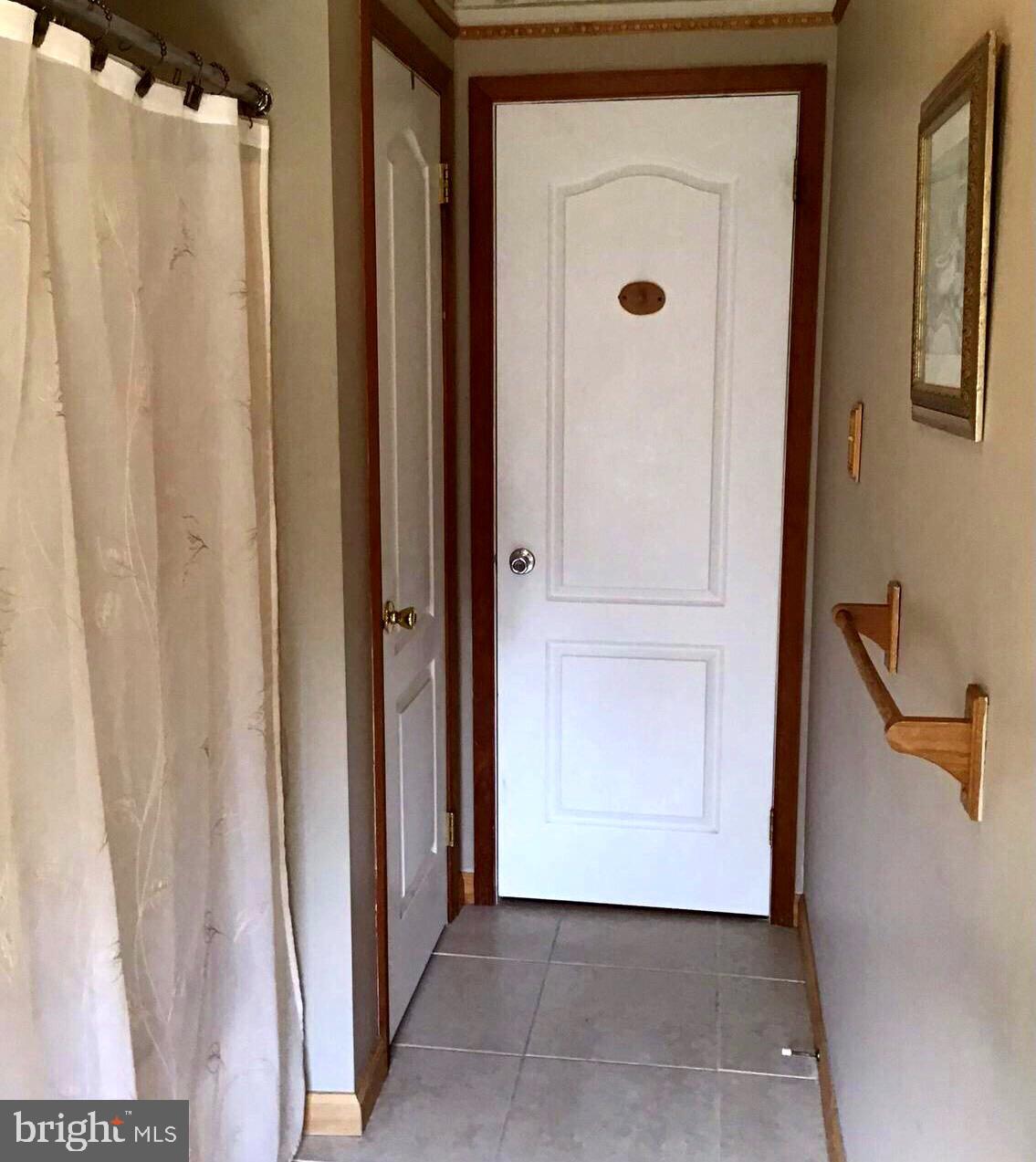 5 Vail Road Sicklerville, NJ 08081 - Photo 24 of 33 Bathtub in Hall bath