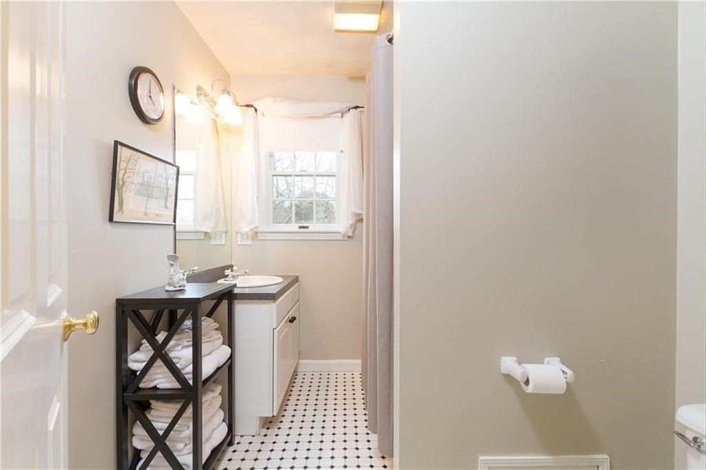 17 Wicklow Road Westerly, RI 02891 - Photo 19 of 28