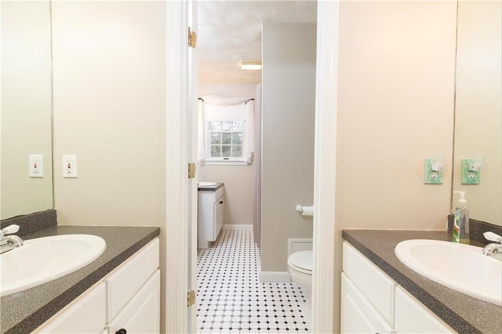 17 Wicklow Road Westerly, RI 02891 - Photo 22 of 28
