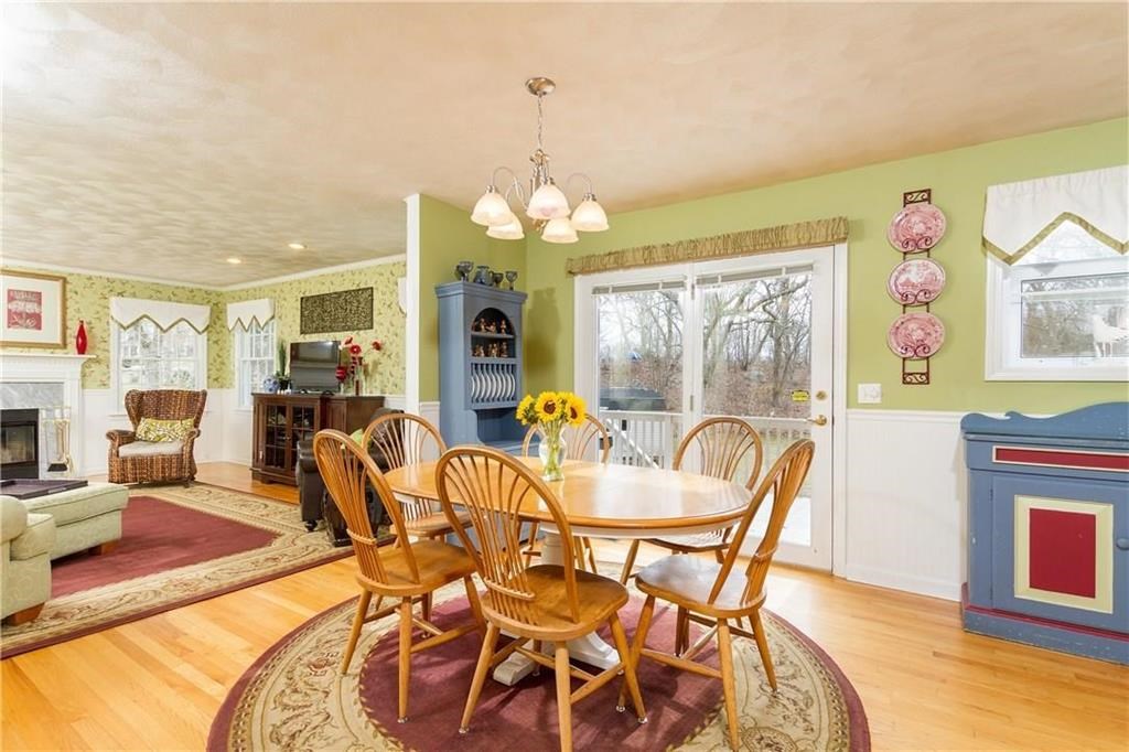 17 Wicklow Road Westerly, RI 02891 - Photo 6 of 28