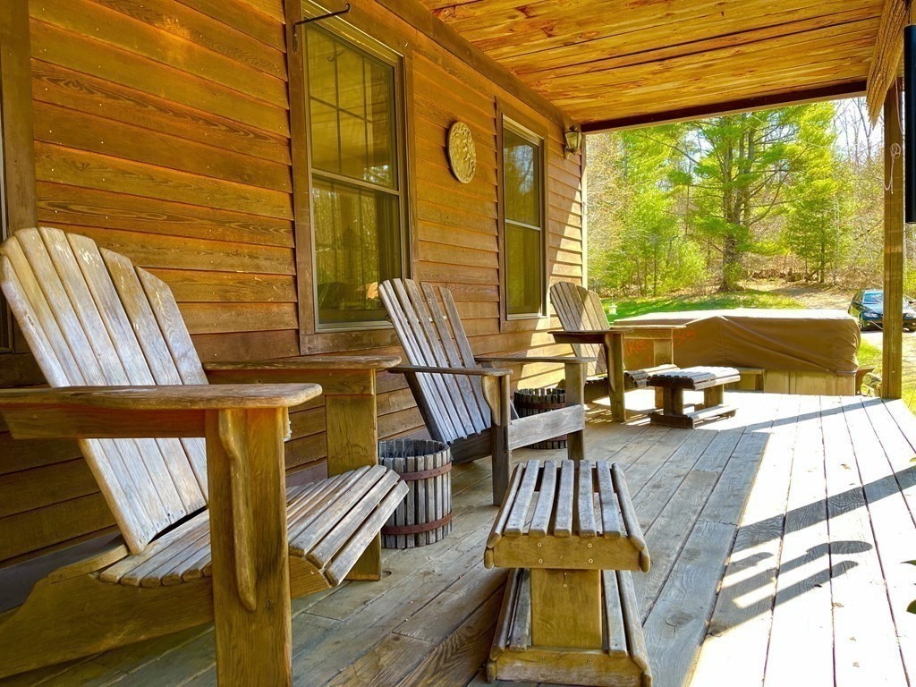 20 Paige Hill Road Brimfield, MA 01010 - Photo 4 of 31