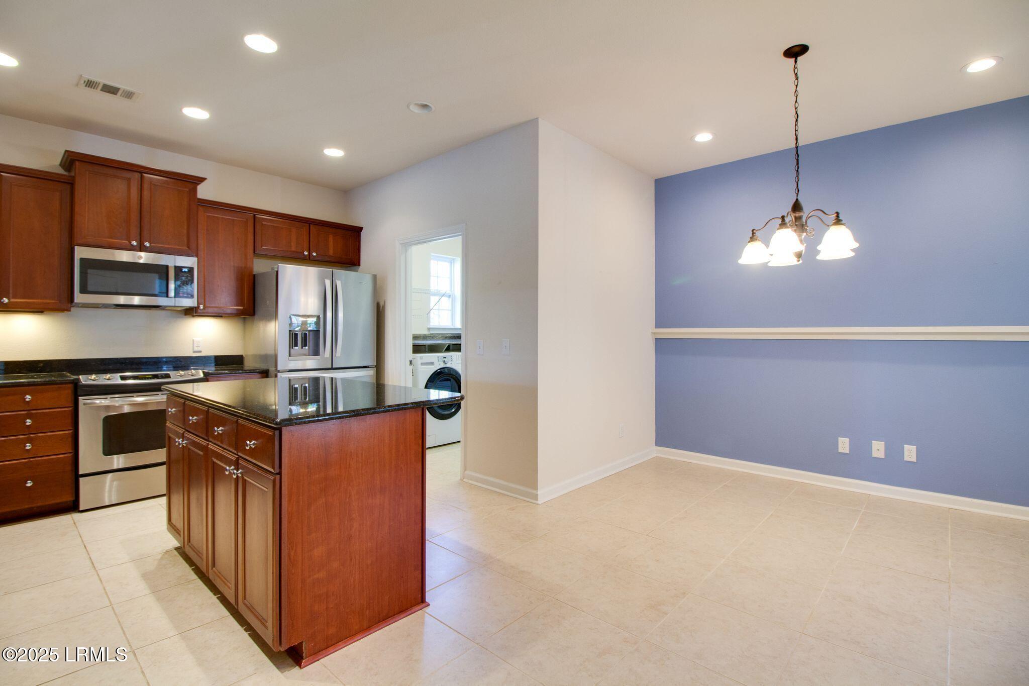 369 Havenview Lane Okatie, SC 29909 - Photo 6 of 49 mi2511062-1008