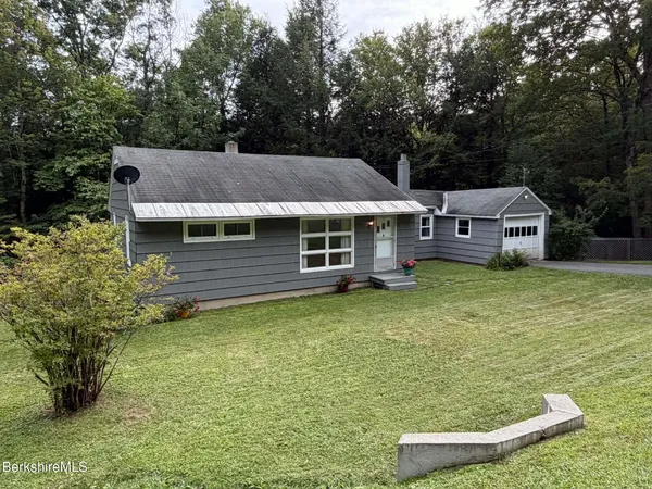 $229,900 | 304 Chapel Road, Savoy, MA 01256