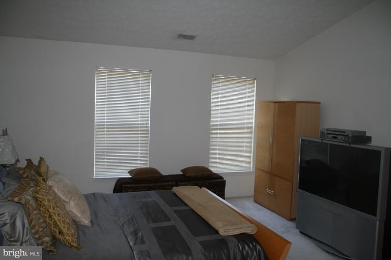 4882 Shellbark Road, Unit 4882 Owings Mills, MD 21117 - Photo 11 of 26 Bedroom (Master)