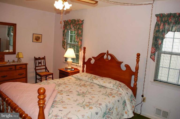 9005 Horton Road Laurel, MD 20708 - Photo 17 of 30 Bedroom (Master)